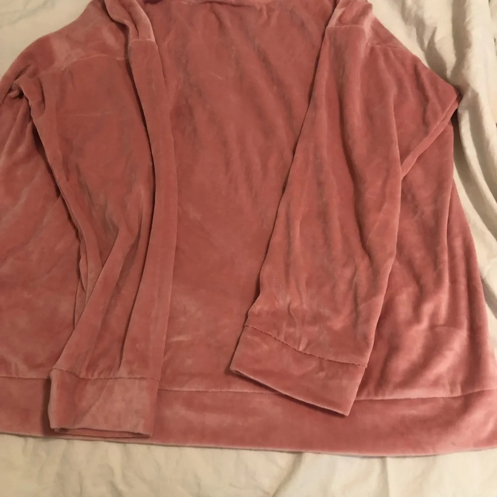 Sleep ware - Picture 4 of 5